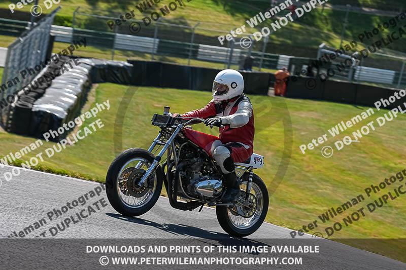 cadwell park;cadwell park photographs;cadwell trackday photographs;enduro digital images;event digital images;eventdigitalimages;peter wileman photography;racing digital images;trackday digital images;trackday photos